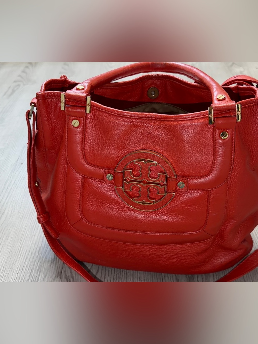 Tory Burch Red Leather Shoulder Bag with Gold Logo
